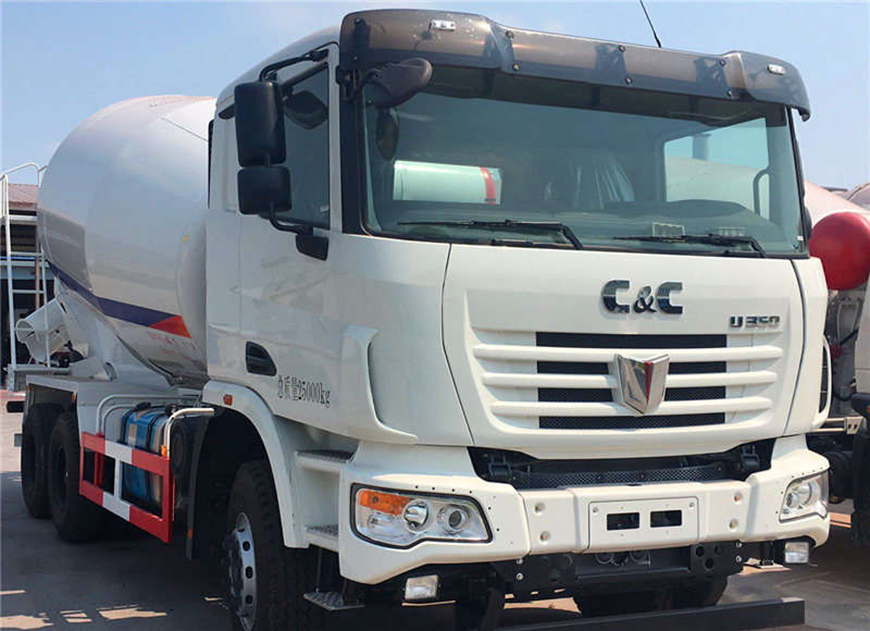 聯(lián)合重卡14方攪拌車(chē)