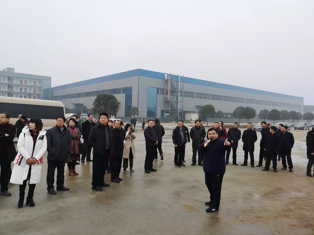 隨州市委、市人大代表團(tuán)蒞臨程力集團(tuán)商用車產(chǎn)業(yè)園視察