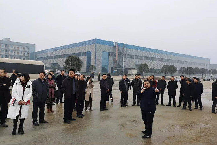 隨州市委、市人大代表團(tuán)蒞臨程力集團(tuán)商用車(chē)產(chǎn)業(yè)園視察