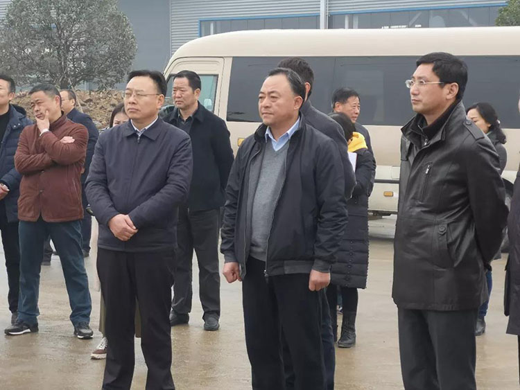 隨州市委、市人大代表團(tuán)蒞臨程力集團(tuán)商用車(chē)產(chǎn)業(yè)園視察